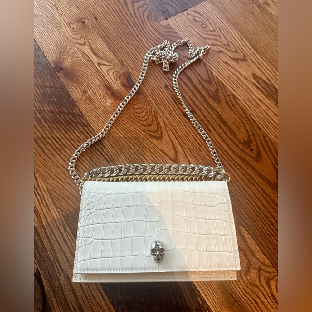 Alexander McQueen White Croc-Embossed Leather Skull Chain Bag